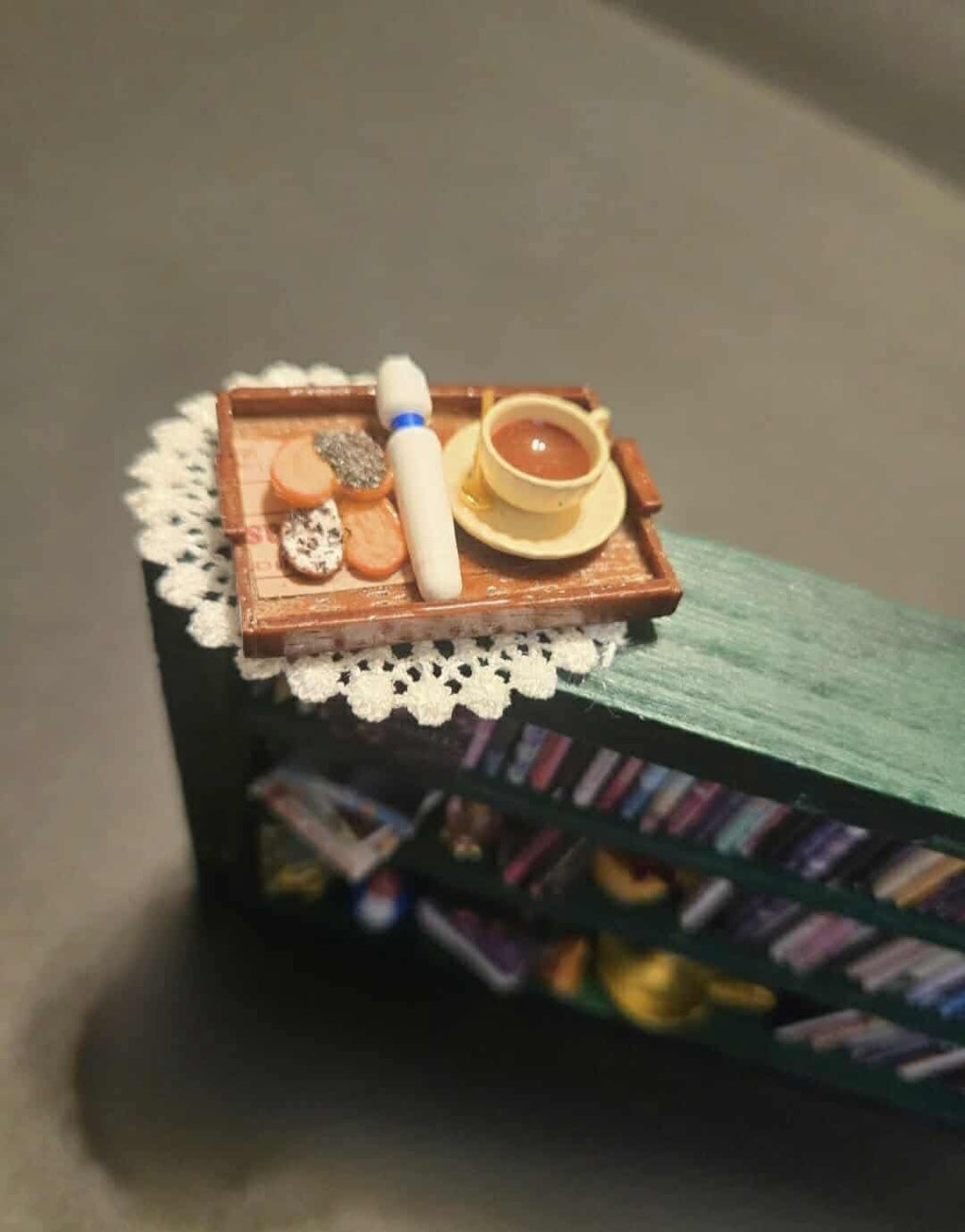 Dark Romance Mini Bookshelf - green